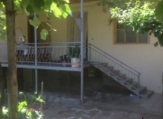 İcarəyə verilir 4 otaqlı 100 m2 villa Qax