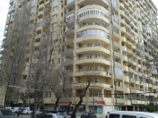 İcarəyə verilir 4 otaqlı 204 m2 yeni tikili Yasamal r.