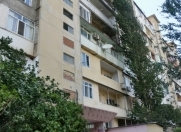 Satılır 3 otaqlı 100 m2 köhnə tikili İnşaatçılar m.