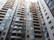 İcarəyə verilir 5 otaqlı 300 m2 yeni tikili Caspian Plaza