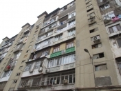 Satılır 3 otaqlı 80 m2 köhnə tikili Əhmədli m.