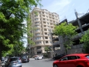 Satılır 3 otaqlı 121 m2 obyekt Nizami m.