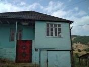 Satılır 3 otaqlı 150 m2 həyət evi Göygöl
