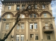 İcarəyə verilir 4 otaqlı 150 m2 köhnə tikili Türkiyə səfirliyi