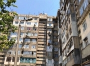 Satılır 1 otaqlı 40 m2 köhnə tikili Gənclik m.