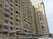 Satılır 3 otaqlı 140 m2 yeni tikili Moskva univermağı