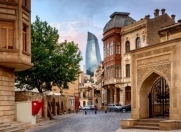 İcarəyə verilir 4 otaqlı 140 m2 köhnə tikili Səbail r.