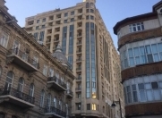 İcarəyə verilir 4 otaqlı 190 m2 yeni tikili Səbail r.