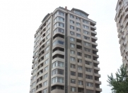 İcarəyə verilir 3 otaqlı 130 m2 yeni tikili Tibb Universiteti