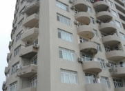 Satılır 1 otaqlı 55 m2 yeni tikili Həzi Aslanov m.