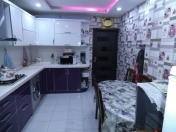 Satılır 2 otaqlı 60 m2 köhnə tikili Əhmədli m.