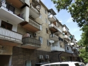 Satılır 3 otaqlı 70 m2 köhnə tikili Space TV