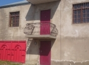 Satılır 5 otaqlı 190 m2 həyət evi Binə