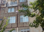 Satılır 1 otaqlı 32 m2 köhnə tikili İnşaatçılar m.