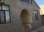 Satılır 5 otaqlı 280 m2 bağ evi Mərdəkan