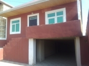 Satılır 3 otaqlı 120 m2 həyət evi Binəqədi