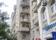 Satılır 5 otaqlı 100 m2 köhnə tikili Nəsimi r.