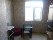 Satılır 3 otaqlı 60 m2 köhnə tikili Asan Xidmət-3