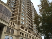 Satılır 2 otaqlı 95 m2 yeni tikili Nərimanov heykəli