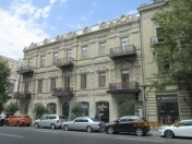 İcarəyə verilir 4 otaqlı 95 m2 köhnə tikili Molokan bağı