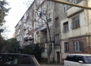 Satılır 2 otaqlı 45 m2 köhnə tikili 3 mkr