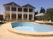 Satılır 8 otaqlı 250 m2 bağ evi Novxanı