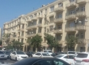 İcarəyə verilir 4 otaqlı 90 m2 köhnə tikili Dostluq kinoteatrı