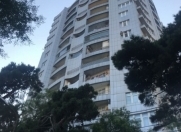 İcarəyə verilir 5 otaqlı 200 m2 yeni tikili Sahil m.