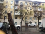 Satılır 2 otaqlı 46 m2 köhnə tikili İnşaatçılar m.