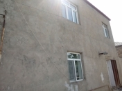 Satılır 3 otaqlı 119 m2 həyət evi Bakıxanov