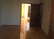 Satılır 2 otaqlı 45 m2 köhnə tikili 3 mkr