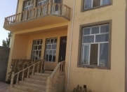 Satılır 4 otaqlı 240 m2 həyət evi Masazır