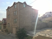 Satılır 5 otaqlı 400 m2 həyət evi Badamdar