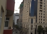 İcarəyə verilir 4 otaqlı 140 m2 yeni tikili Nizami m.