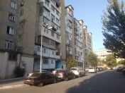 Satılır 3 otaqlı 72 m2 köhnə tikili 8 mkr