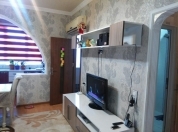 Satılır 2 otaqlı 50 m2 köhnə tikili Moskva univermağı