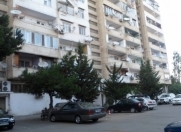 Satılır 3 otaqlı 80 m2 köhnə tikili Əhmədli m.