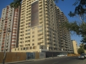 İcarəyə verilir 5 otaqlı 210 m2 yeni tikili Mərkəzi Neftçilər xəstxəxanası