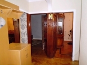 Satılır 3 otaqlı 80 m2 köhnə tikili 8 mkr