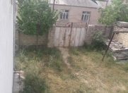 Satılır 6 otaqlı 360 m2 həyət evi Saray