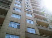 Satılır 4 otaqlı 170 m2 obyekt Yasamal r.