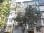 Satılır 2 otaqlı 42 m2 köhnə tikili 3 mkr