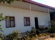 Satılır 3 otaqlı 90 m2 həyət evi Bayıl