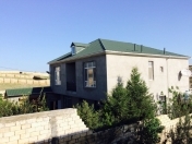 Satılır 10 otaqlı 240 m2 həyət evi Novxanı
