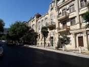 Satılır 3 otaqlı 91 m2 obyekt Nizami m.