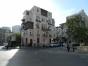 İcarəyə verilir 5 otaqlı 200 m2 köhnə tikili İçəri Şəhər m.