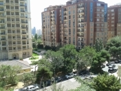 İcarəyə verilir 1 otaqlı 41 m2 köhnə tikili Gənclik m.