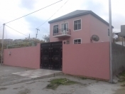 Satılır 7 otaqlı 300 m2 həyət evi Qaraçuxur