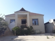 Satılır 3 otaqlı 2400 m2 həyət evi Hövsan