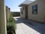 Satılır 3 otaqlı 120 m2 həyət evi Binəqədi
